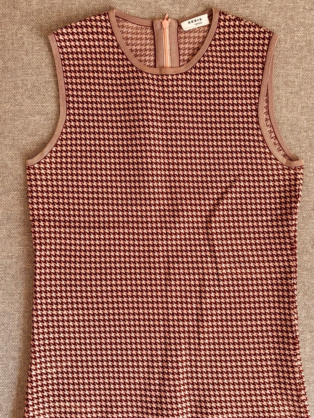 Akris Punto Pink & Burgundy Houndstooth Knit Top